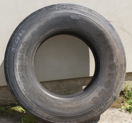 FIRESTONE 295/80R 22,5 (Protektor)