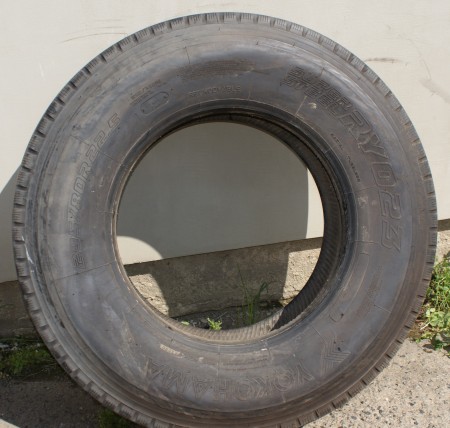 YOKOHAMA RY023 295/80 R22,5