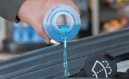 Kapalina nemrznoucí směs do ostřikovačů -22°C 5 litrů